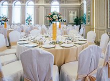 Банкетные залы Краснодара для свадьбы на 20 человек: фото, цены, меню на сайте krasnodar.navse360.ru